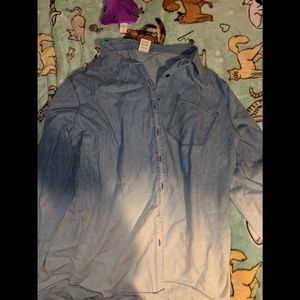 Jean colored cotton faded button-up